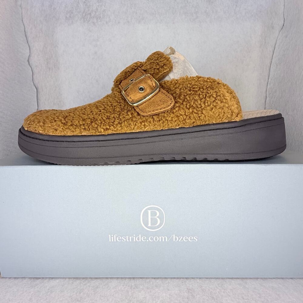 LifeStride BZEES Vibe Cozy Womens 7.5 Wide Honey Brown Clogs NIB